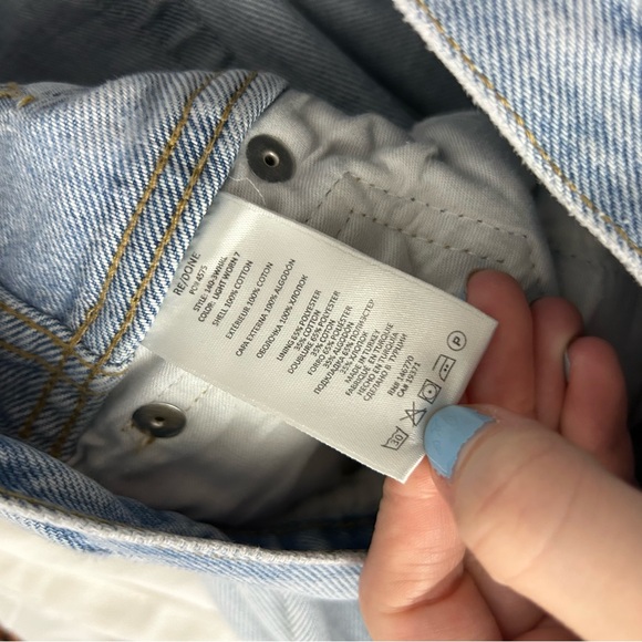 Re/Done Originals 90s High Rise Loose Jeans with Busted Knee - Picture 7 of 9